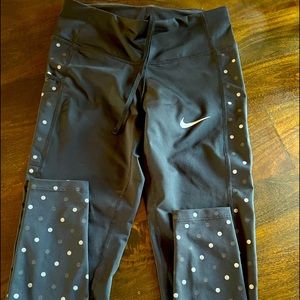 Womens Nike leggings. Excellent condition, not see through. Smoke free home.